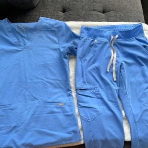 XS TOP AND XS/P BOTTOM ZAMORA JOGGERS CIEL BLUE